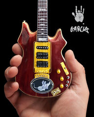 Jerry Garcia Grateful Dead Tiger Tribute Mini Guitar Replica Collectible (Large Item, Collectible, Figure)
